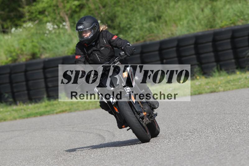 Archiv-2025/10 23.04.2025 Cornu Master School ADR/gruen-vert/25